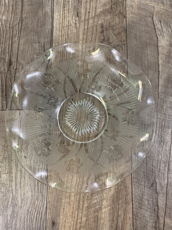 Clear Glass Vintage Serving Bowl Glass Iris and Herringbone 9