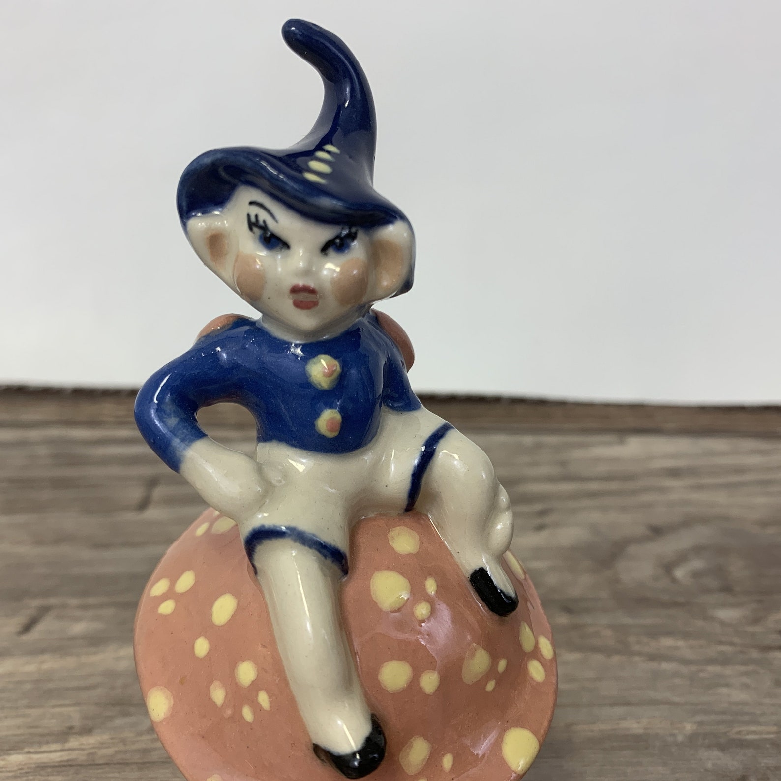 Vintage Ceramic Elf Figurines 87 - ltrjorf