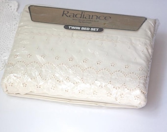 Vintage Radiance by Springs Twin Bed Set Ivory No-Iron Percale | New Old Stock Eyelet Lace Trim Retro Bedroom Decor