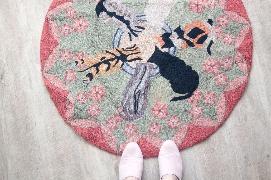 Vintage Round Hooked Rug Cats Drinking Milk Etsy
