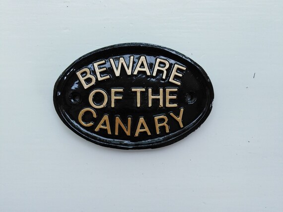 /"BEWARE OF THE BUDGIE/" BLACK HOUSE DOOR PLAQUE BIRD CAGE SIGN BRAND NEW
