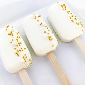 Cakesicles, Cake Pops, White Wedding, White, Gold, Birthday, Wedding, Anniversary, Shower