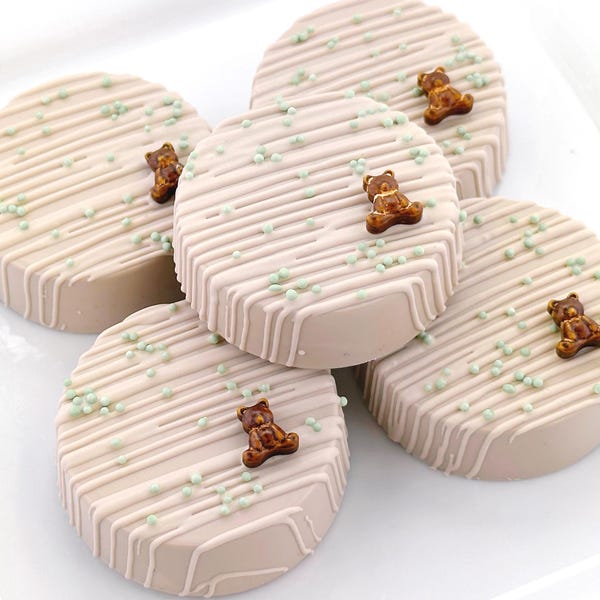 Ours en peluche enrobés de chocolat - Cadeaux pour baby shower, gâteries pour le premier anniversaire d'un ours, dessert vert sauge neutre entre les sexes