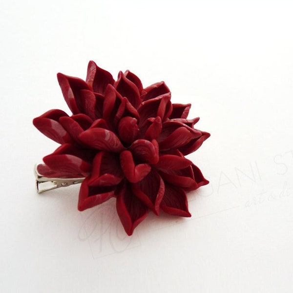 Red Flower Brooch Handmade Polymer Clay Dahlia Hair Clip, Floral jewelry, Birthday gift, Ready to ship.