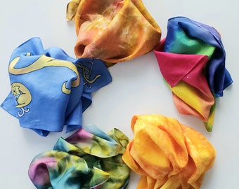 Seidenbandana Handbemaltes Kleines Quadratisches Tuch Regenbogen Rosen Herbstfarben