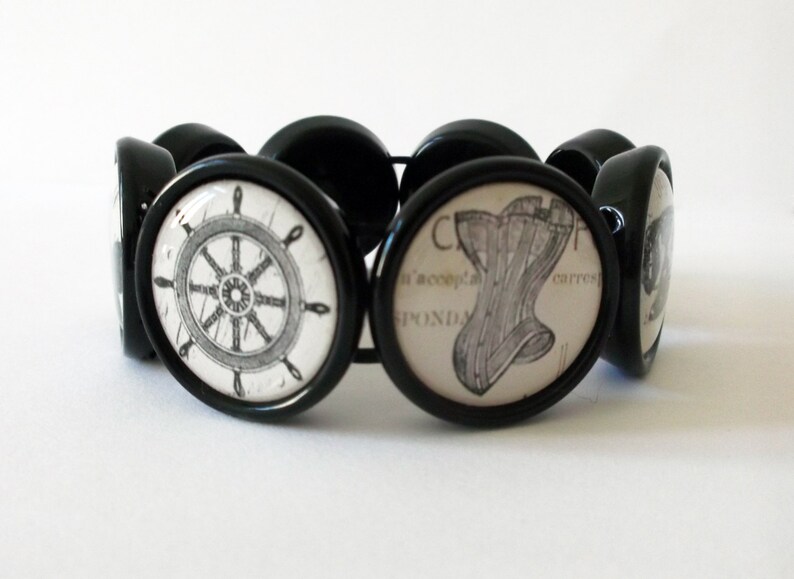 Pretty Vintage Ephemera Black Acrylic Elasticated Bracelet