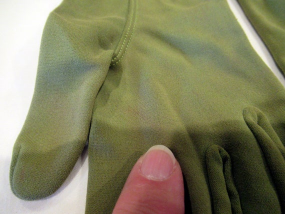 Hansen green nylon gloves with bows, sz. 7.5, c. … - image 6