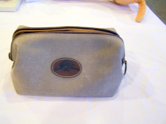 tommy bahama toiletry bag