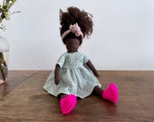 Puppenkleid, Puppenoutfit, Kleidung für Stoffpuppe, Puppe nach waldorfart