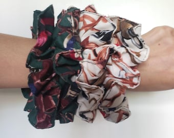 Robert Kaufman Equestrian Fabrics Horse Riding Track Scrunchies, Equestrian Hair Tie, Equestrian Scrunchies