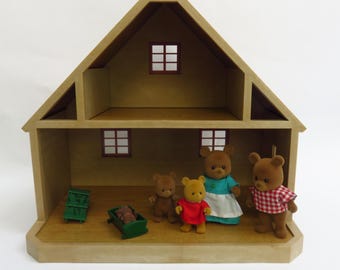 Vintage Sylvanian Families Country Cottage Doll House and Timbertop Brown Bear Family 1985