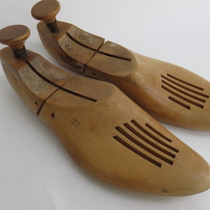 Vintage Shoe Trees Pair Maple Wood Shoe Stretchers MC