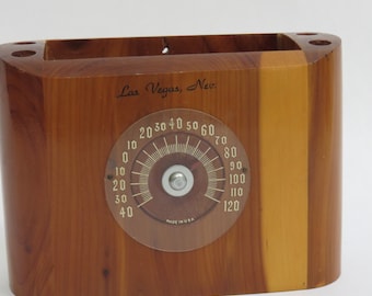 Vintage Cedar Wood Desk Organizer Memo Pad and Pencil Holder Thermometer