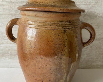 Grand bocal de rangement ancien en grès, France avec couvercle, intérieur émaillé au sel, décoration de ferme rustique