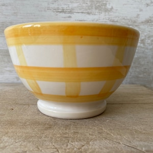 Vintage French cafe au lait bowl, French Coffee Bowl, bright yellow checked bowl. Vintage Breakfast bowl, lovely french ceramic bowl.