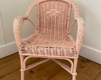 1970s Wicker Or Rattan Childs Chair, vintage Pink Paint , Excellent Boho Shabby look. Lloyd Loom Style