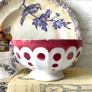 Vintage French Coffee Bowl, traditional Cafe au Lait Bowl, French Breakfast Bowl, 1950s French Bowl, Spots in Rose Pink, Shabby and Lovely