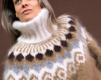 Hand Knit Mohair Icelandic Sweater Norwegian Beige Fuzzy Turtleneck Jumper Pullover by EXTRAVAGANTZA