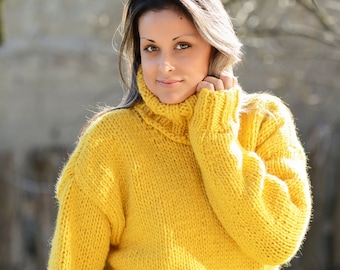 Hand Knitted pure Wool Sweater Yellow Soft Turtleneck Jumper Pullover Jersey by EXTRAVAGANTZA * READY to SHIP *