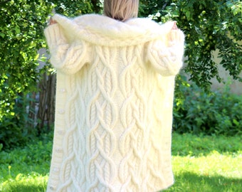 Handgebreide Mohair jas sjaalkraag vest witte fuzzy trui capuchon jas van EXTRAVAGANTZA