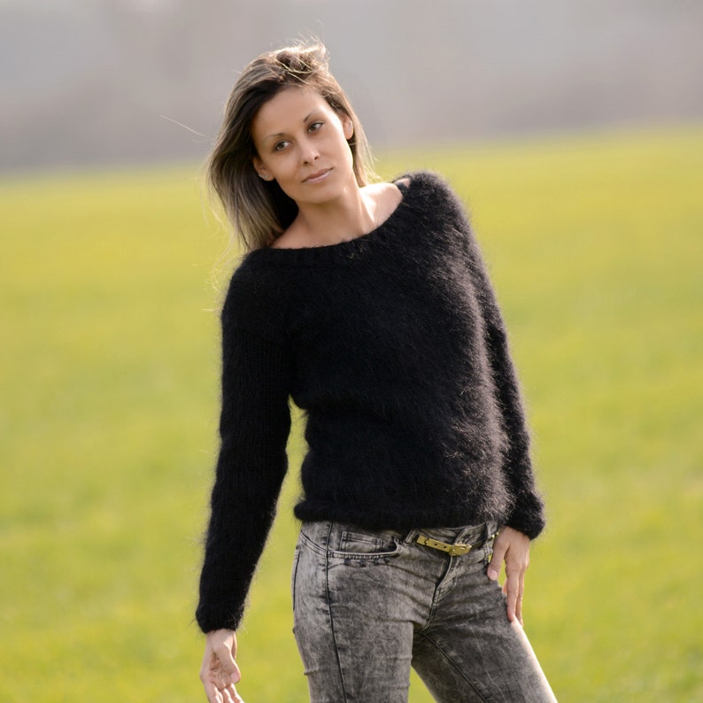 Mohair crew neck top / black