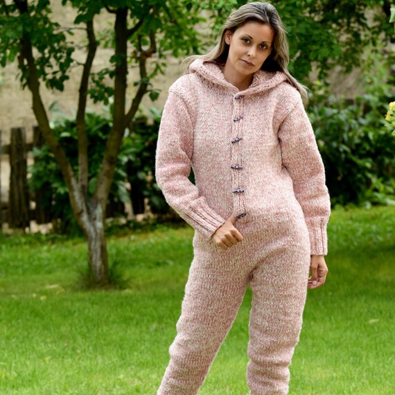 上質で快適 Sweater, Hooded Catsuit, Wool Knit Hand Pink Fuzzy White and トップス