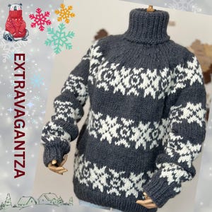 Handgestrickter isländischer Pullover Grau und Weiß Rollkragenpullover von EXTRAVAGANTZA L / XL