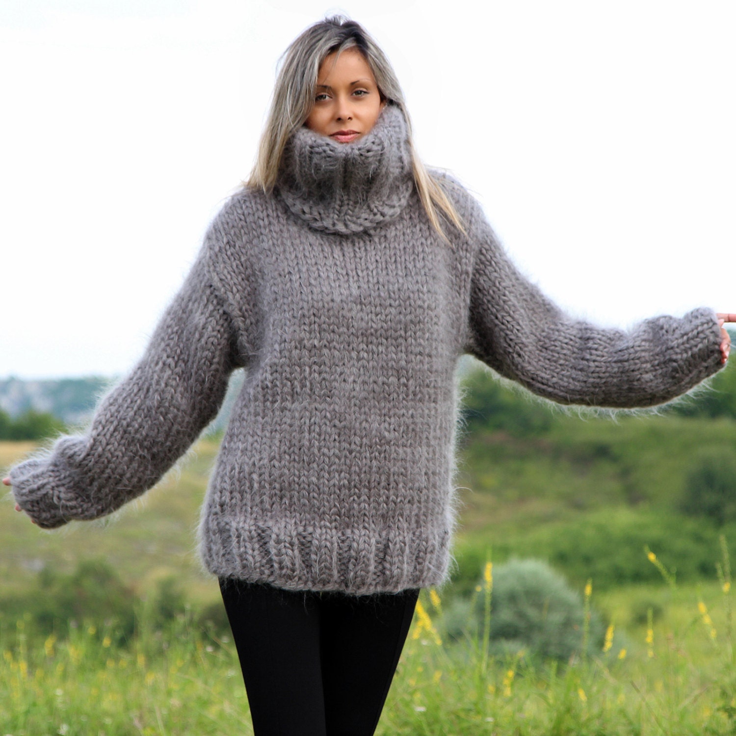 Hand Knit Mohair Sweater Gray Thick 