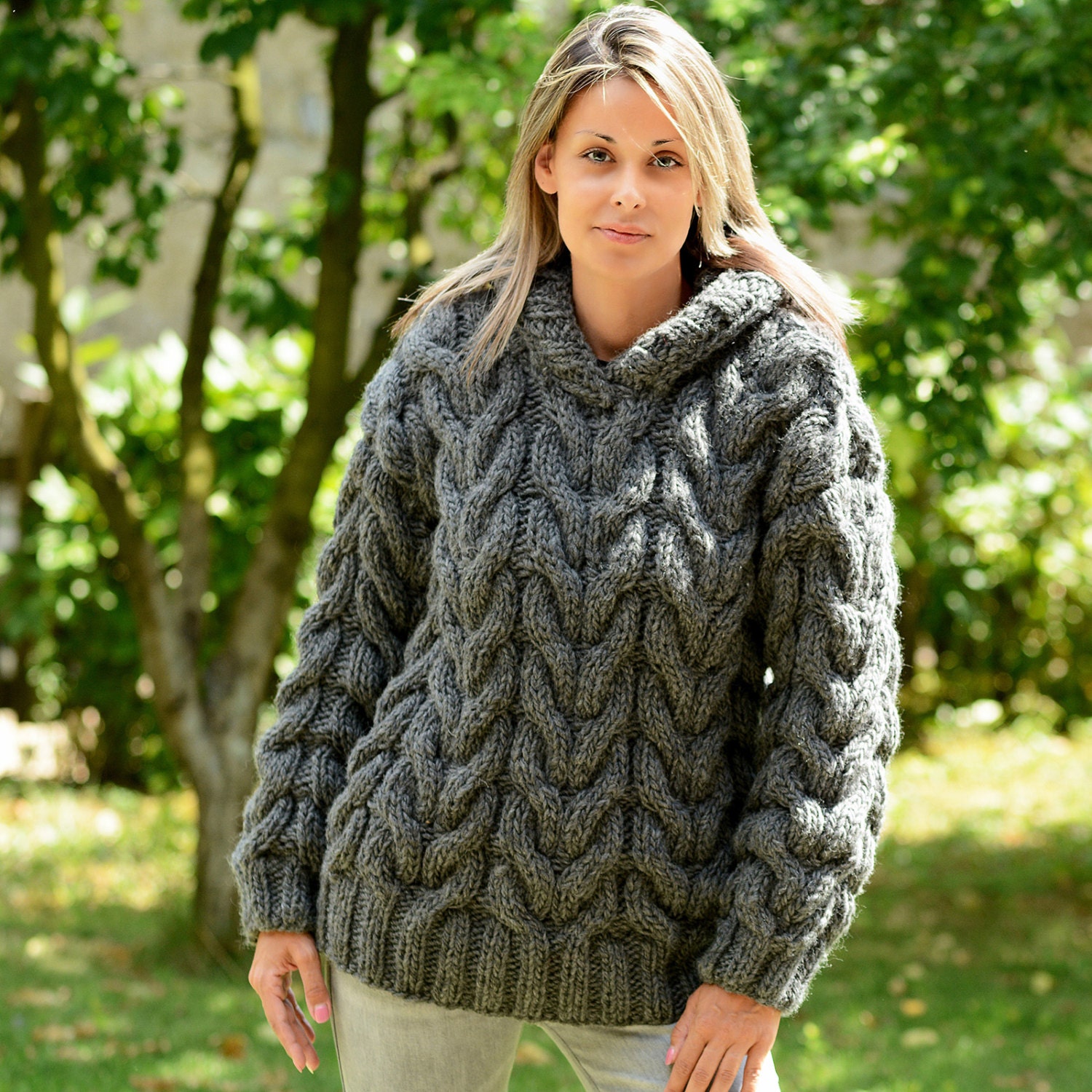 Super Thick Cable Hand Knit 100% WOOL Hooded Sweater Dark Grey Fuzzy ...