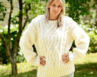 Hand Knitted pure Wool Sweater White Soft Crew neck Cable Jumper Pullover Jersey by EXTRAVAGANTZA * MADE to ORDER *