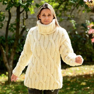 Hand Knitted pure MERINO Wool Sweater White Soft Turtleneck Cable Jumper Pullover Jersey by EXTRAVAGANTZA