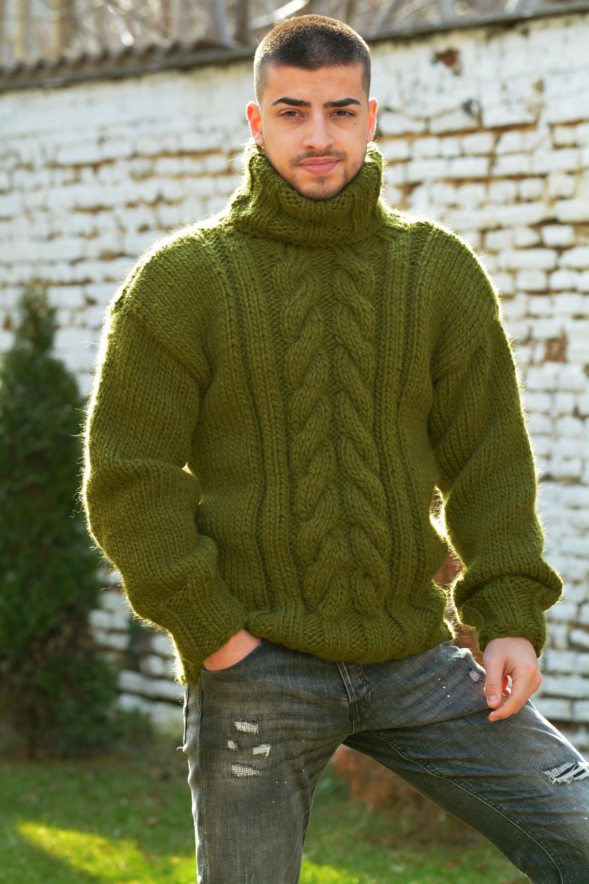 Green cable knit turtleneck sweater sale