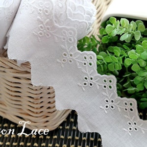 Premium Quality 14Yds Broderie Anglaise Eyelet lace trim 1.7"(4.3cm) white YH1164 laceking made in Korea