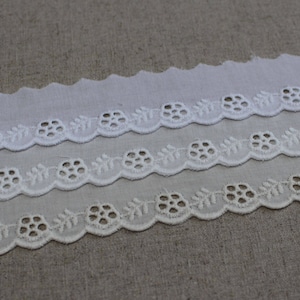 Premium Quality 14Yds Broderie Anglaise cotton eyelet lace trim 1.4"(3.5cm) YH1433 laceking2013 made in Korea