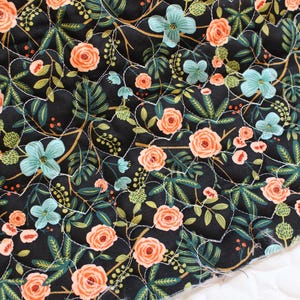 Tessuto di cotone trapuntato al metro, larghezza 112 cm, patchwork floreale con fragole e cuori, tessuto imbottito coreano per borse, giacche, runner da tavola e decorazioni per la casa. immagine 18