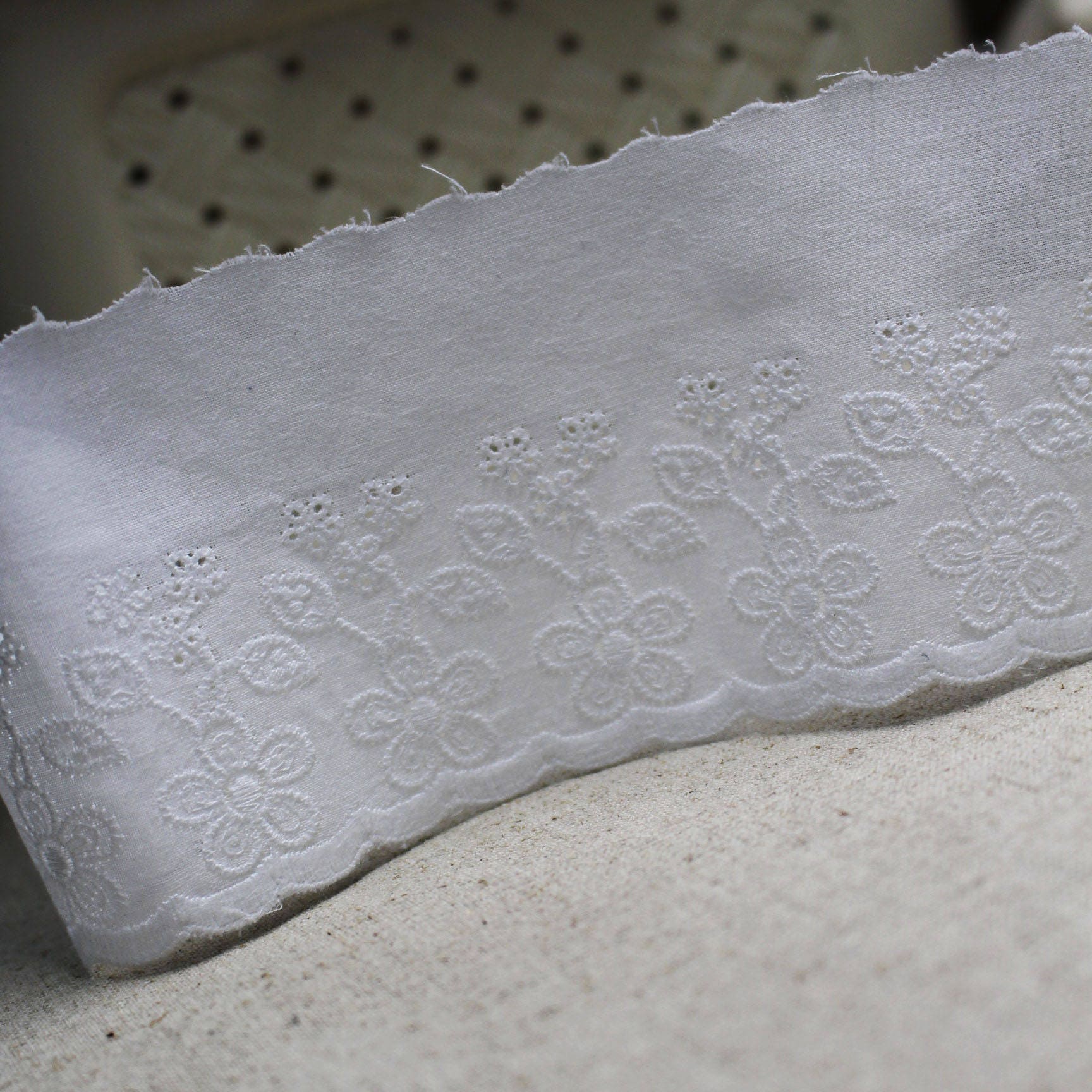 épine lace cotton panier Cotton & Lace Napkin Set – roaniris.co