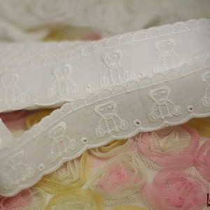 Premium Quality 10y+ free 4Yds Broderie Anglaise Eyelet cotton lace trim 1.1"(2.8 cm) YH1293  laceking2013 made in Korea