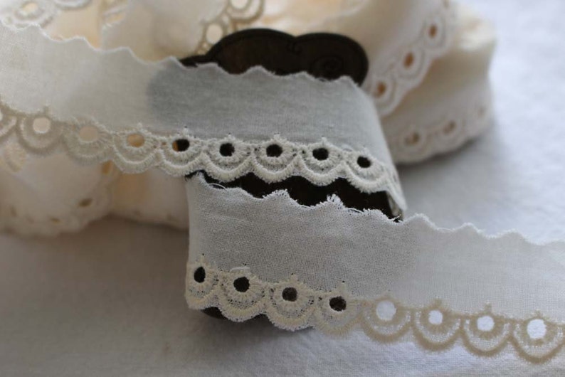 Broderie Anglaise wedding vintage Eyelet lace trim 0.92.3cm YH549 laceking made in Korea zdjęcie 5