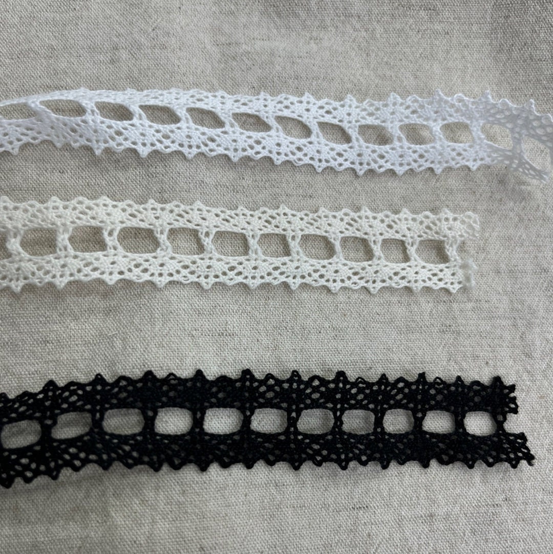 Torchon Crochet Knit Lace Trim by the Yard Ribbon Inserted