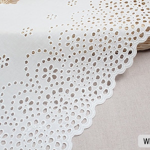 Premium Quality Embroidery scalloped cotton eyelet lace by the yard Off White 10" (25cm) sh3  laceking2013 made in Korea