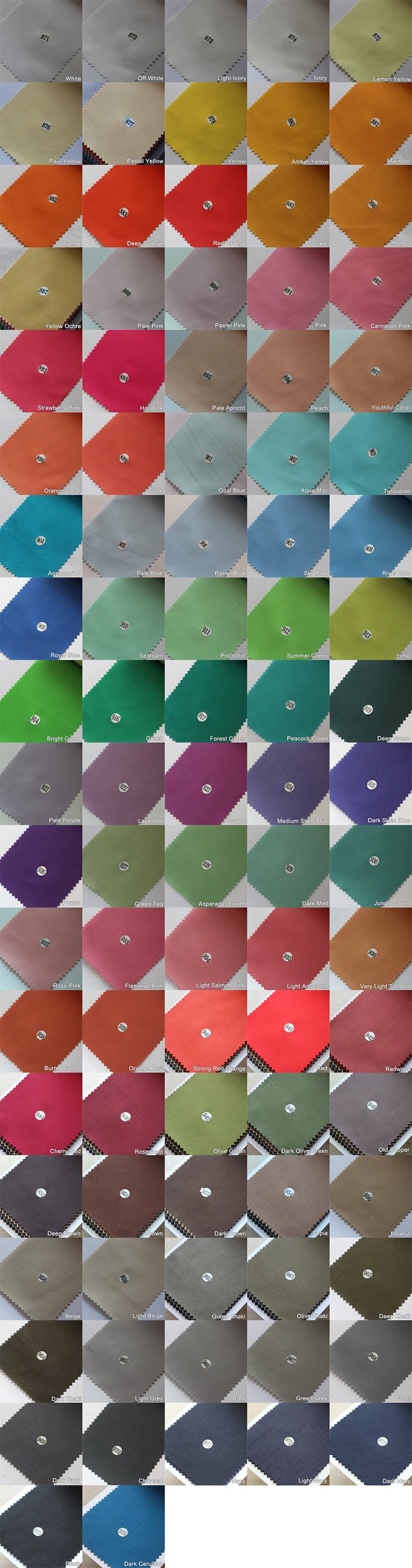 Puede incluir: Una carta de colores con 100 muestras de tela, cada una con un n&uacute;mero y un nombre de color. Las muestras est&aacute;n dispuestas en filas y columnas, y los colores van del blanco al negro.