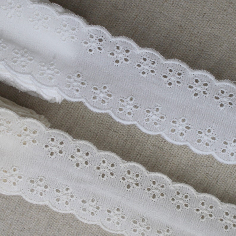 Premium Quality 14Yds Broderie Anglaise cotton eyelet lace trim 3.5cm1.4 YH1538 laceking2013 made in Korea image 2