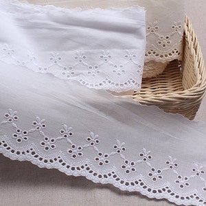Premium Quality 10+free4Yds Broderie Anglaise cotton eyelet lace trim 3.5"(9 cm) YH867 laceking2013 made in Korea