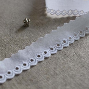 Broderie Anglaise wedding vintage Eyelet lace trim 0.92.3cm YH549 laceking made in Korea zdjęcie 3