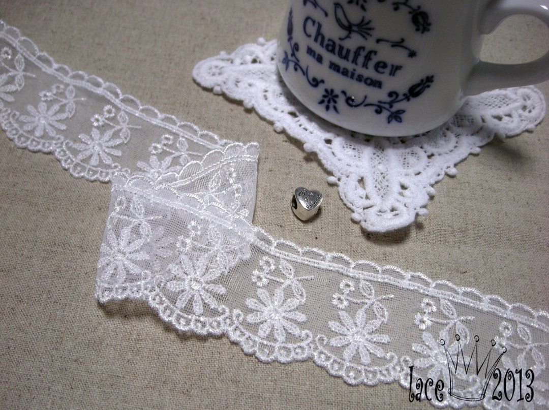 Broderie kant wit 3cm art 25822 Broderie kant wit 3cm art 25822