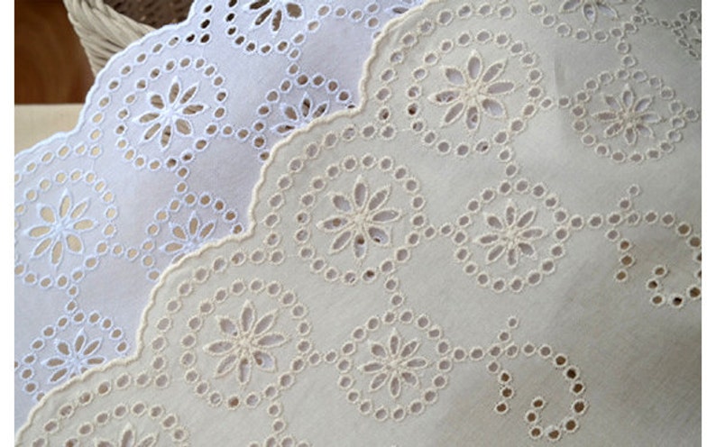 Premium Quality Cotton Broderie Anglaise Flat Lace Choose Length Colour /& Width