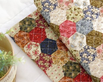 Quilted Cotton Fabric BH Hexagon By The Yard 44" laceking2013