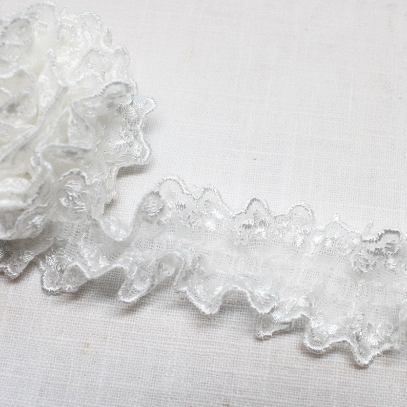 Premium Quality 1yds Broderie Anglaise gathered eyelet lace trim 1.4 white YH759 laceking2013 made in Korea image 6