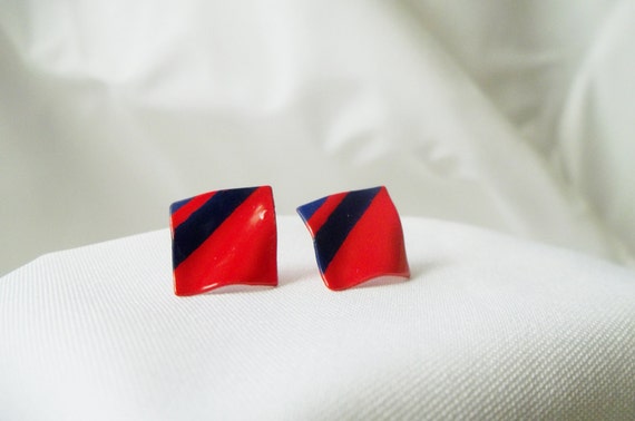 1980 Red and Purple Vintage Earrings. Minimalist … - image 1