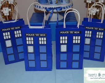 Doctor Who Party Favor / Gift Bag DIY - Tardis Birthday Party Printable - FILE to PRINT